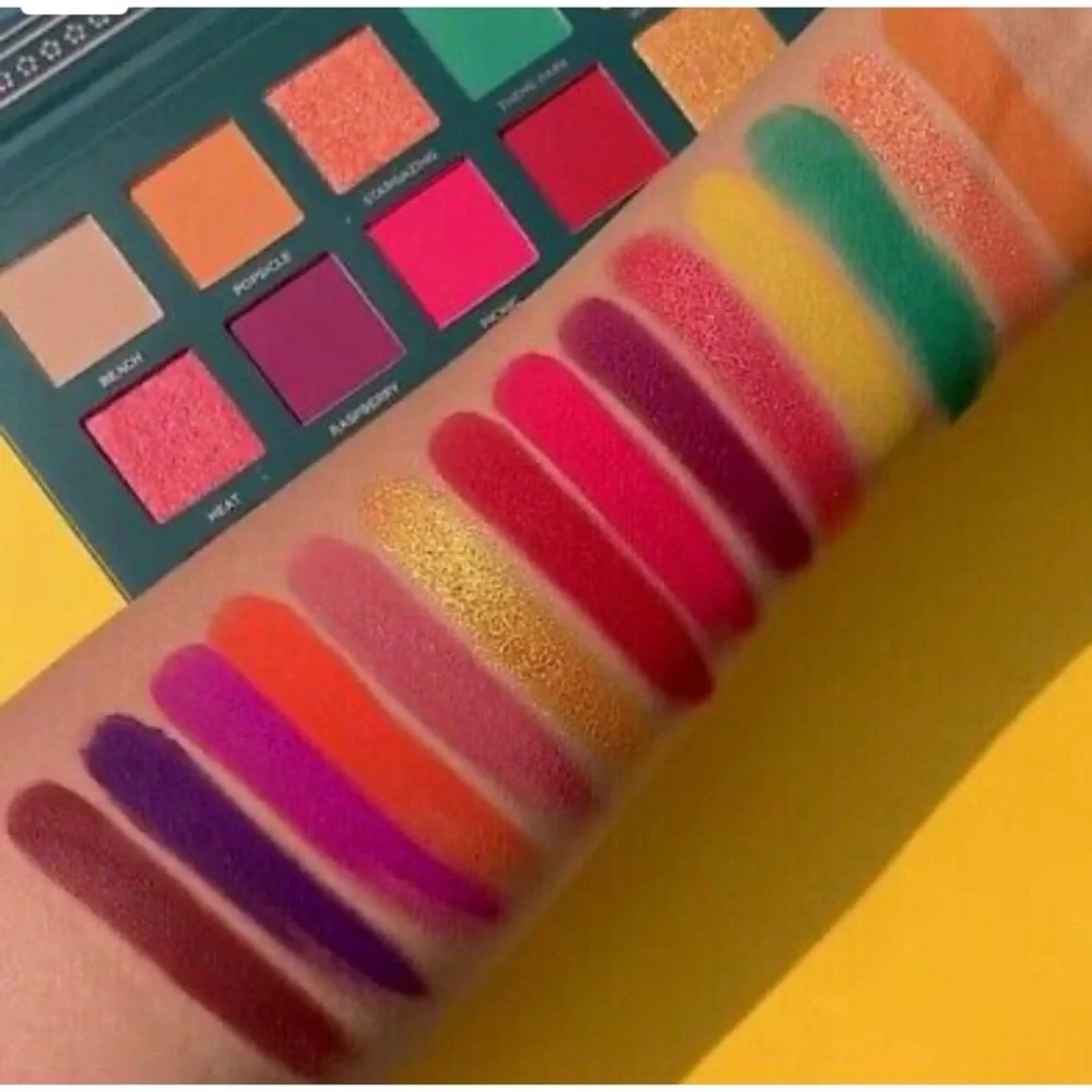 Ace Beaute Nostalgia Palette